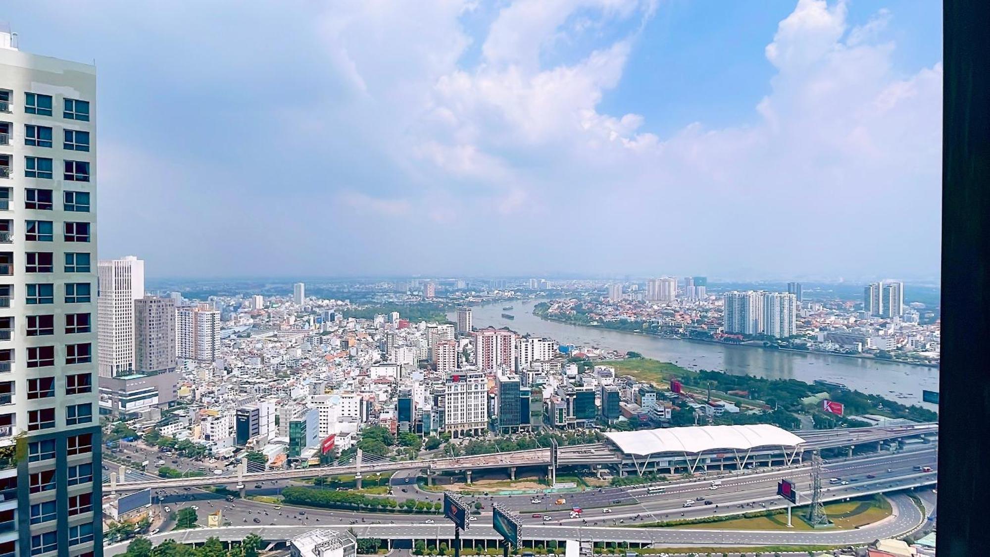 Vinhome Central Park Apartment Хошимин Экстерьер фото