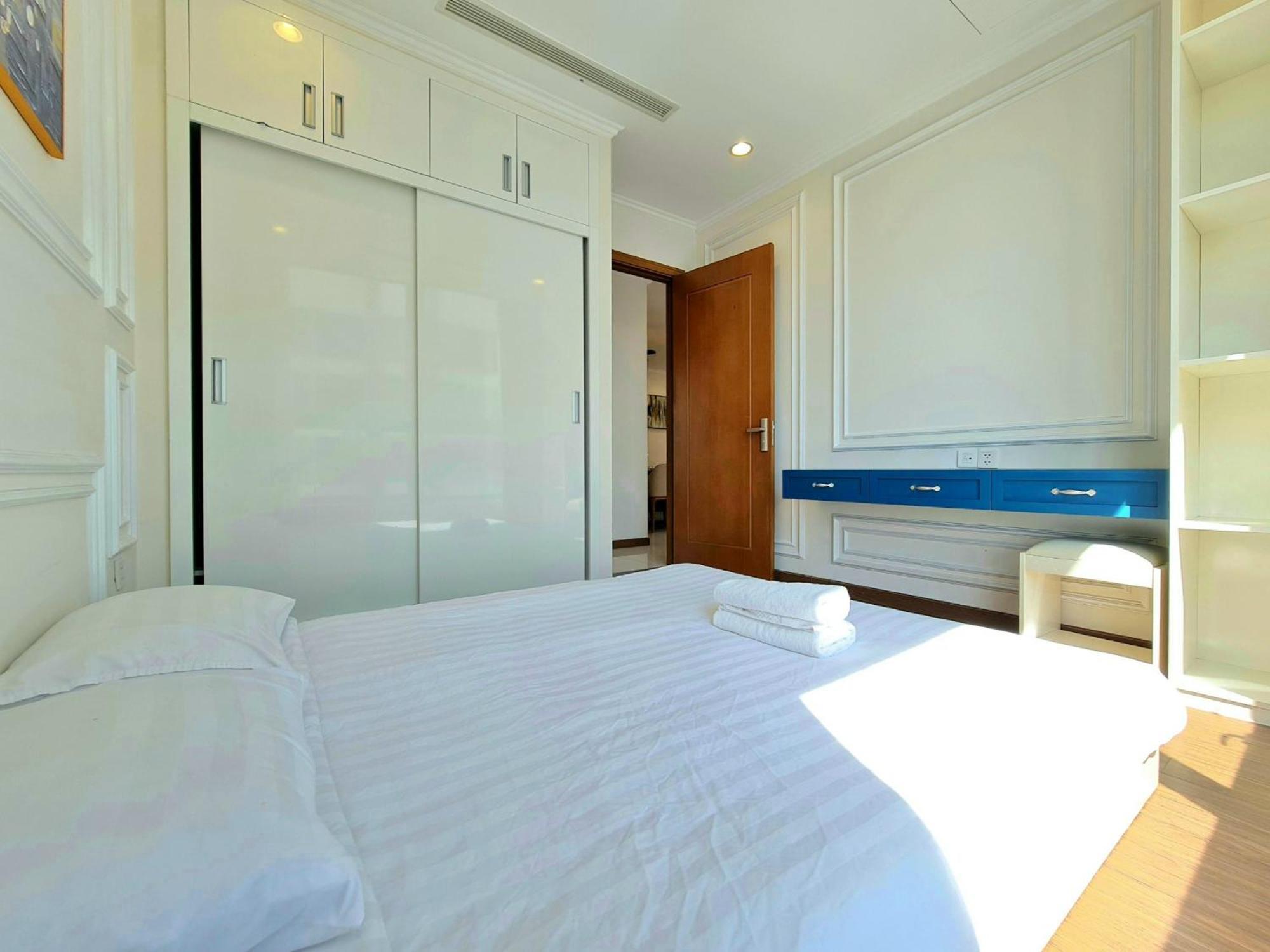 Vinhome Central Park Apartment Хошимин Экстерьер фото