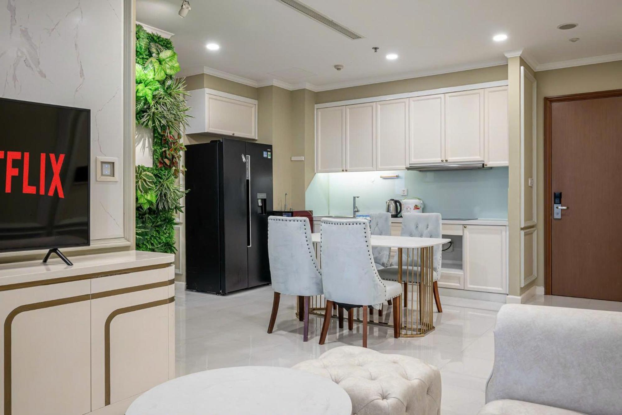 Vinhome Central Park Apartment Хошимин Экстерьер фото